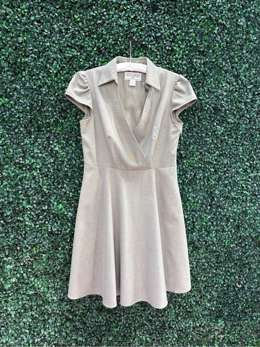Jessica Howard Taupe Fit-and-Flare Dress with Cap Sleeves size 12P.
